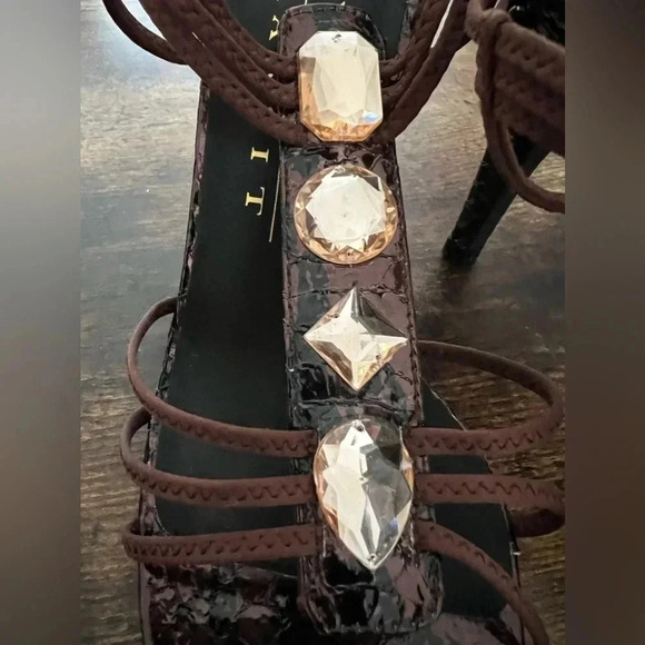 NEW YORK TRANSIT | ladies high heeled shoe/sandal. Size: 8.​ - Picture 3 of 11